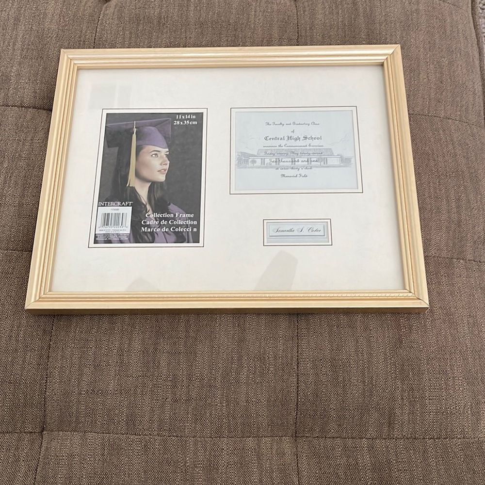 Graduation Collection Frame